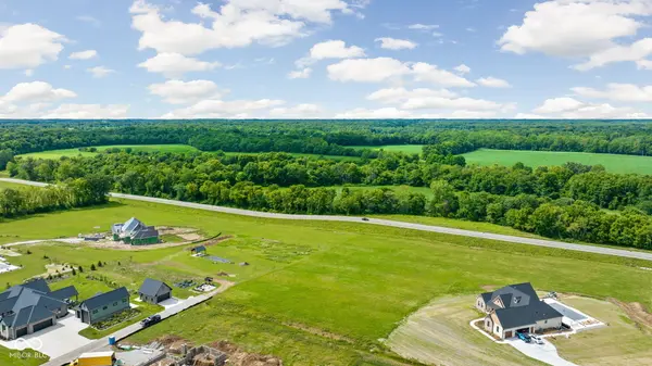 5872 Gibbs RD, Plainfield, IN 46168
