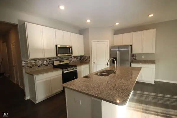 10911 N Longbranch ST, Monrovia, IN 46157