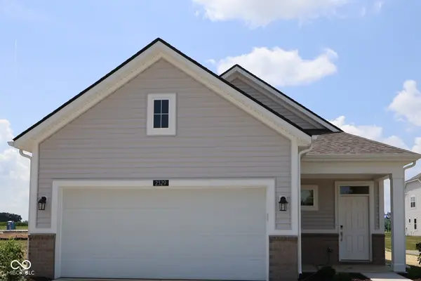 2329 Bear Oak RUN, Shelbyville, IN 46176