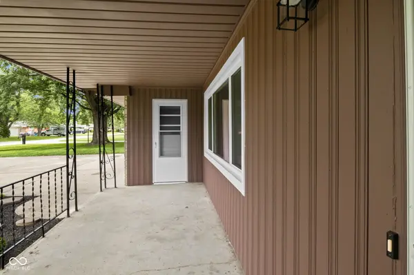 724 Hillside DR, Anderson, IN 46012