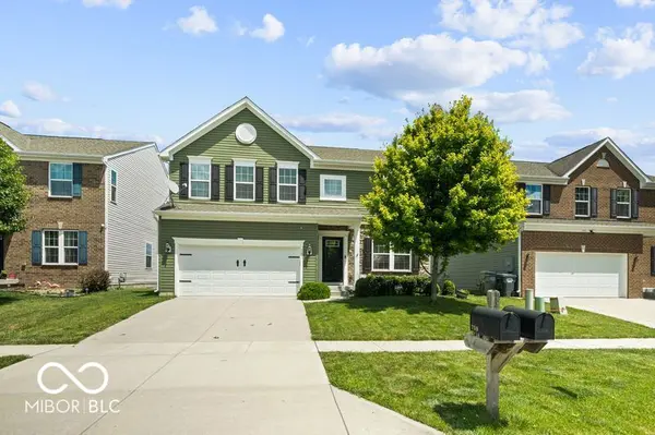 761 Reunion LN, Greenwood, IN 46143