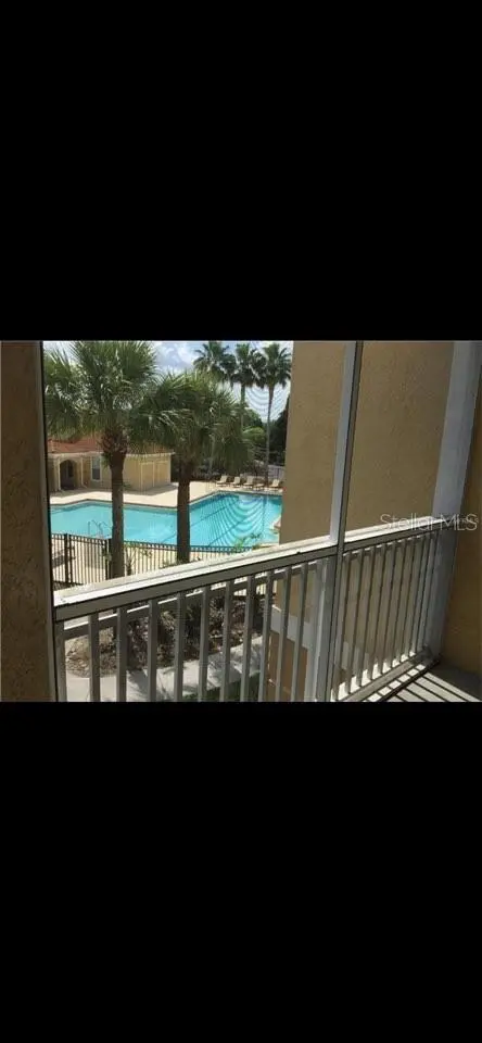18001 RICHMOND PLACE DR #220, Tampa, FL 33647