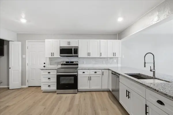 1015 W Downing ST, Springfield, MO 65807