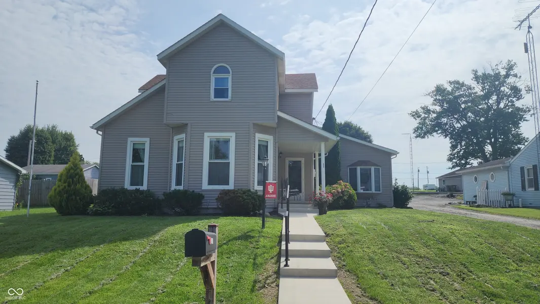 311 Chambers ST, Veedersburg, IN 47987