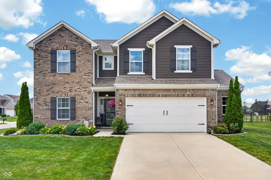 4372 Stubbington LN, Indianapolis, IN 46239