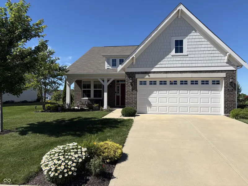 6304 W Cedar Chase DR, Mccordsville, IN 46055