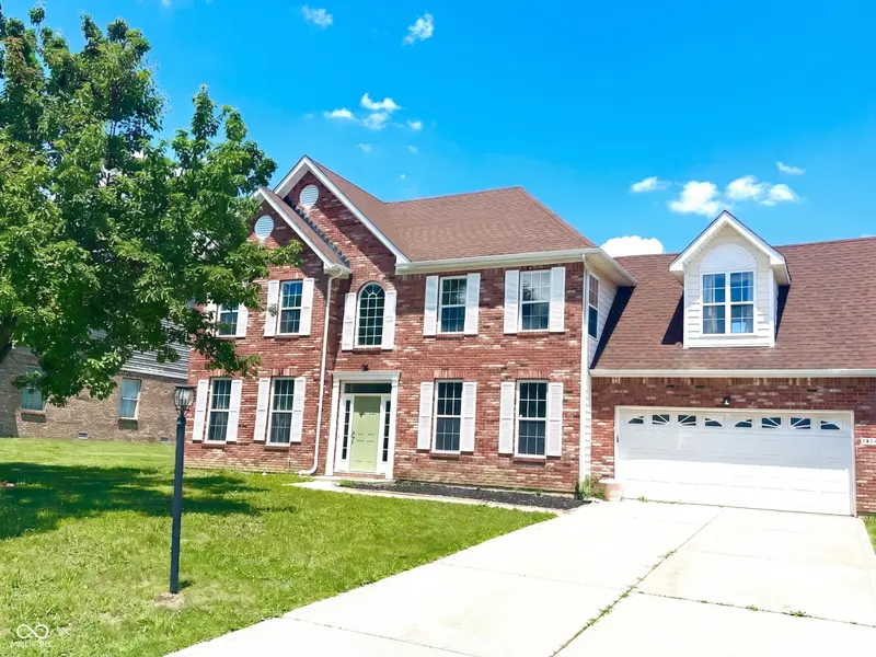 10142 Ironway DR, Indianapolis, IN 46239
