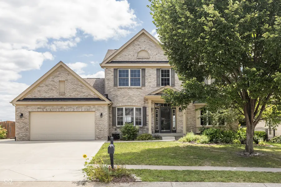 8167 Northpoint DR, Brownsburg, IN 46112