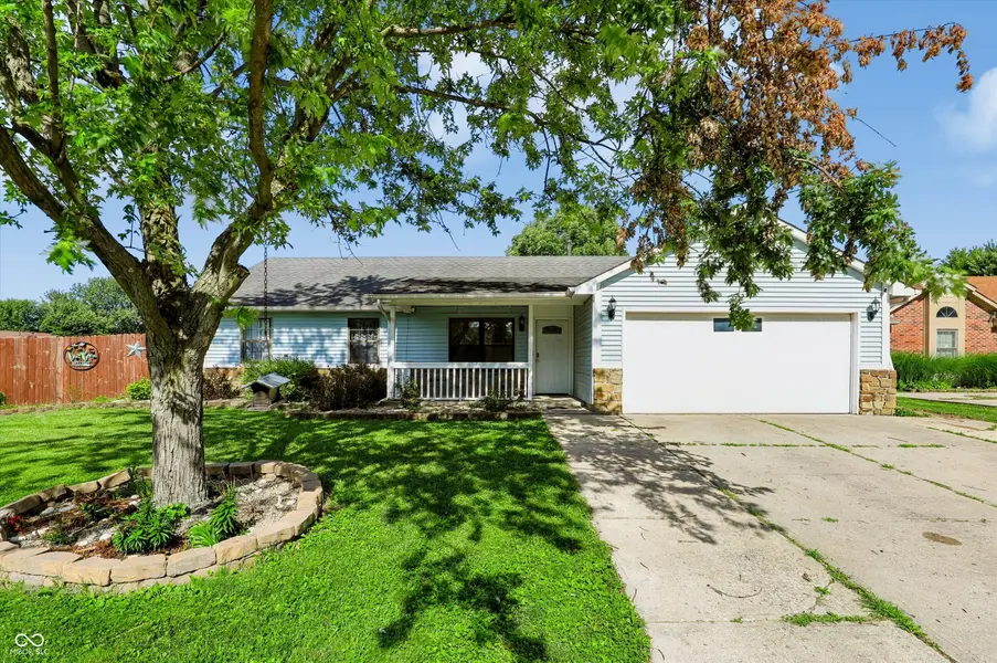 7639 Southern Lakes, Indianapolis, IN 46237