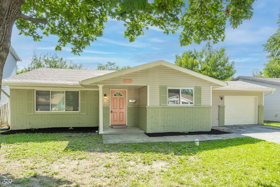 4137 Flamingo East DR, Indianapolis, IN 46226