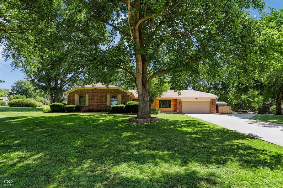 2577 Horizon BLVD, Greenwood, IN 46143