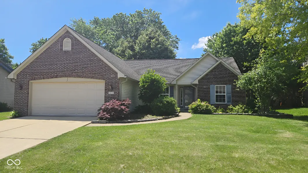 1809 Emerald Pines LN, Westfield, IN 46074
