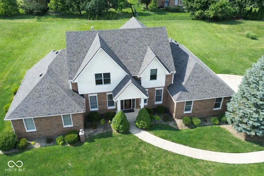 3268 W Hawthorne DR W, Carmel, IN 46033