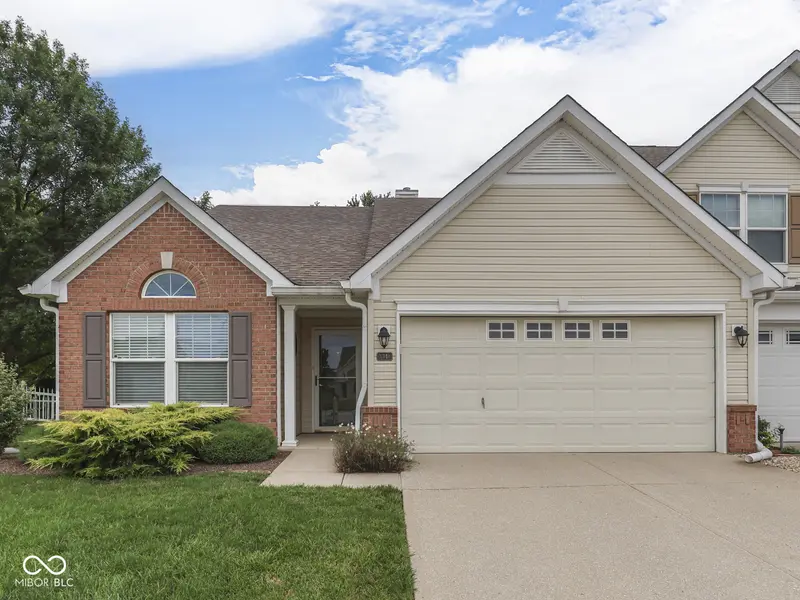 3340 Eaton Mews CT, Greenwood, IN 46143