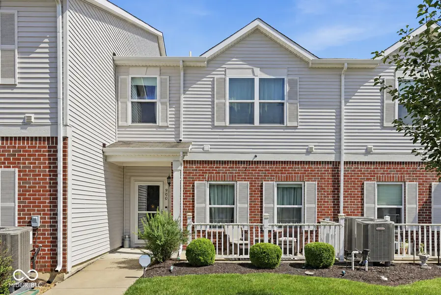 12075 Scoria DR #900, Fishers, IN 46038