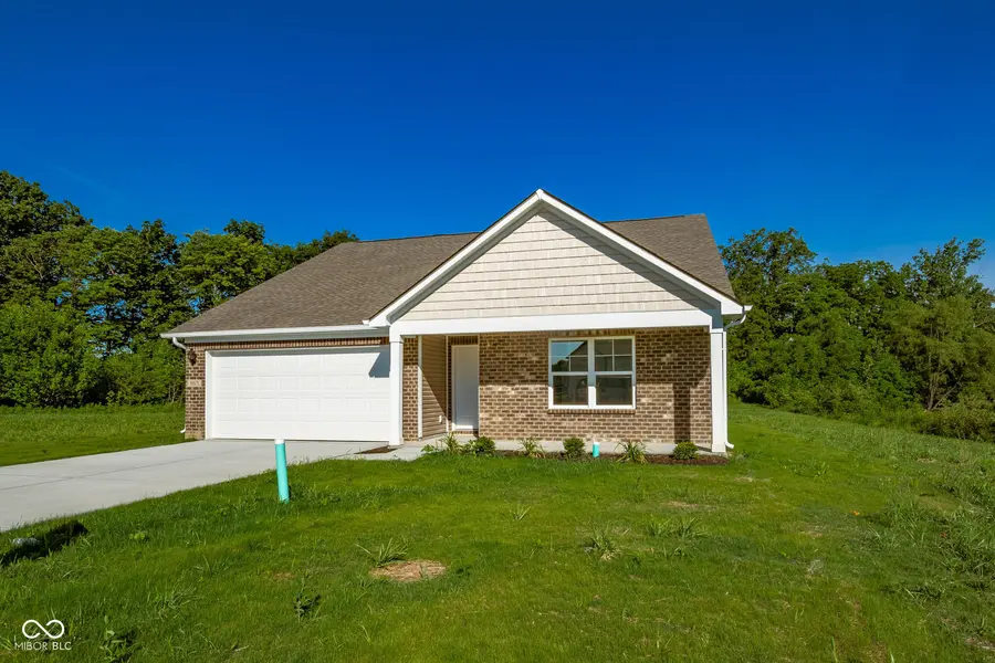 8504 N Seneca DR, Muncie, IN 47303