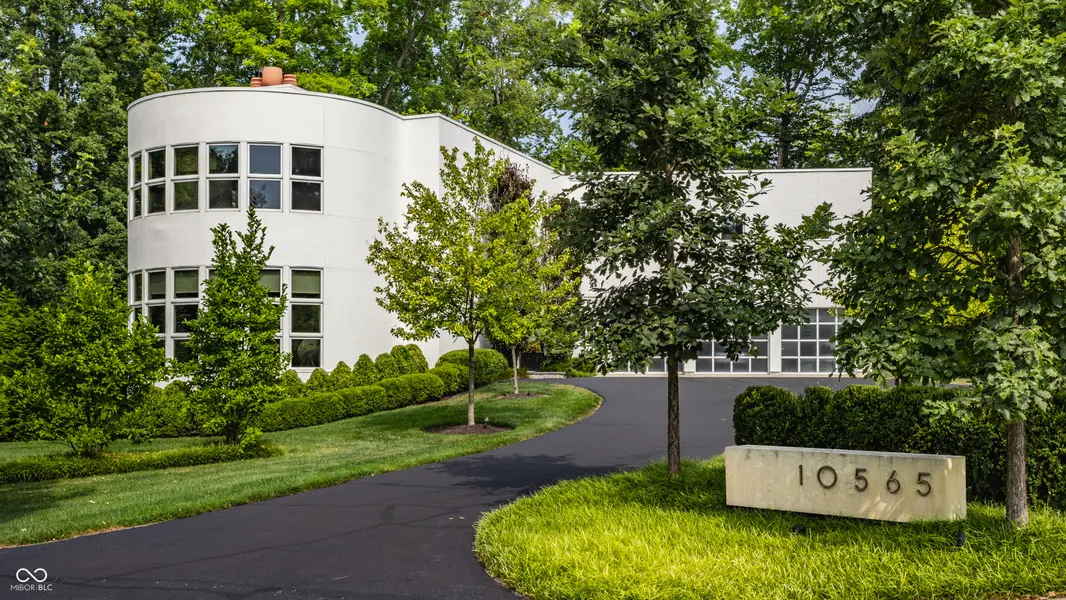 10565 Spring Mill RD, Carmel, IN 46290