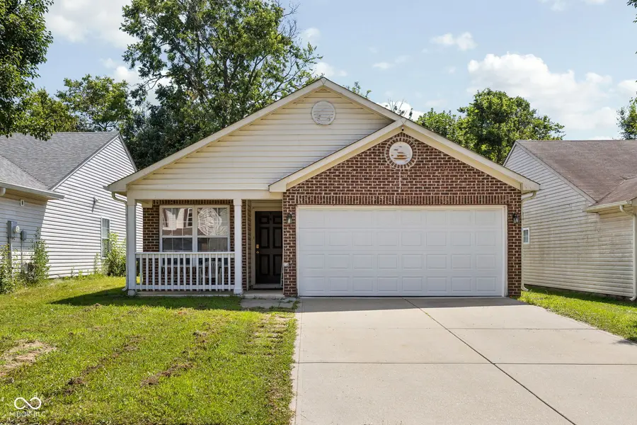 8203 Lake Tree LN, Indianapolis, IN 46217