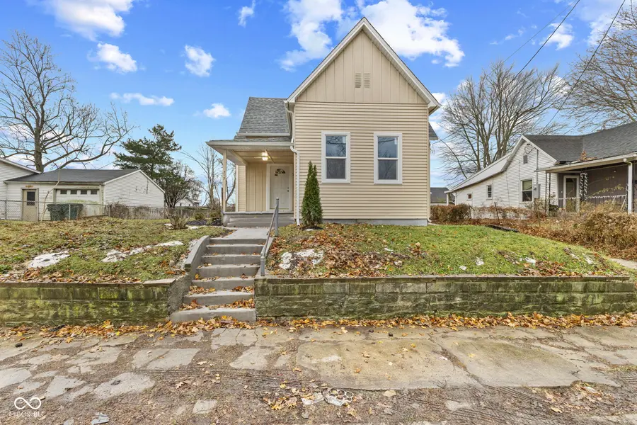 313 W 10th ST, Muncie, IN 47302