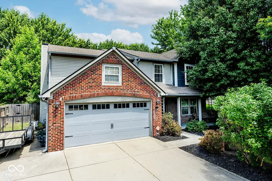 111 Oakview DR, Mooresville, IN 46158