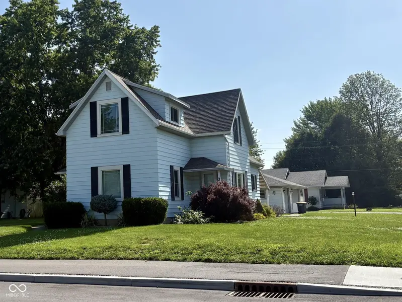 327 S West ST, Tipton, IN 46072