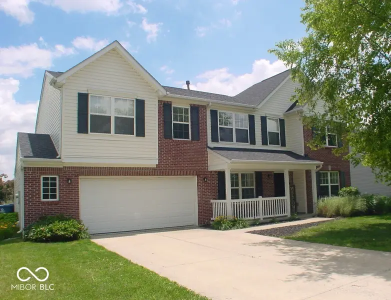 2451 S Woodgrove WAY, New Palestine, IN 46163