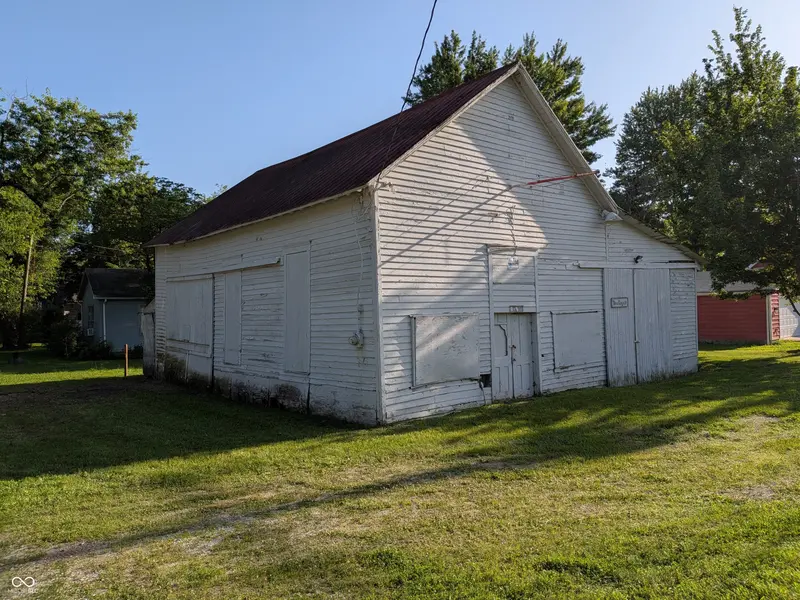 103 E Madison ST, Kennard, IN 47351