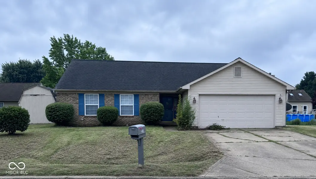 2119 W Van Arsdall CT, Columbus, IN 47201