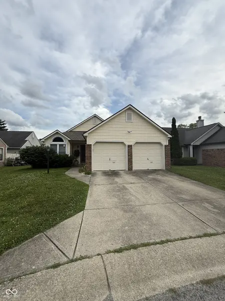 6641 Sunloch CT, Indianapolis, IN 46250
