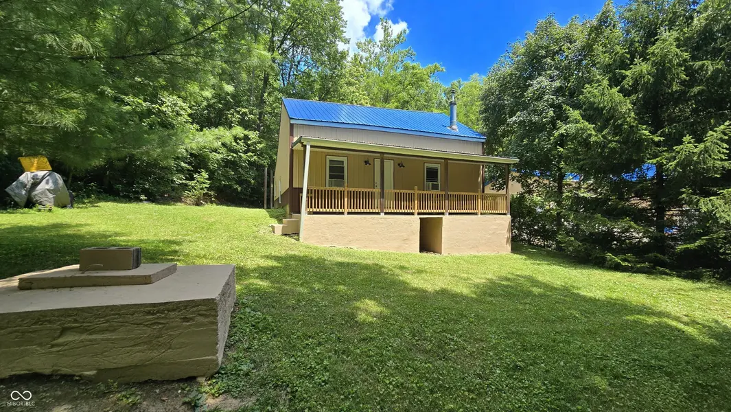 12375 Melock RD, Vevay, IN 47043