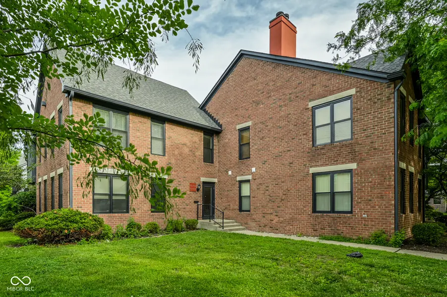 802 N Park AVE, Indianapolis, IN 46202