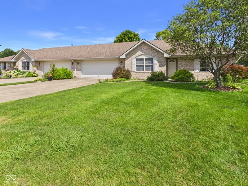3419 Village DR, Anderson, IN 46011