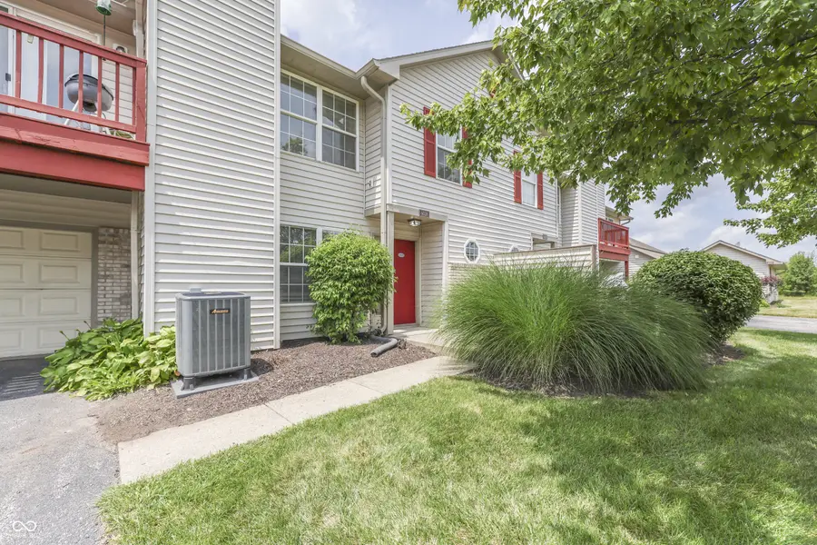 6028 Wildcat DR, Indianapolis, IN 46203