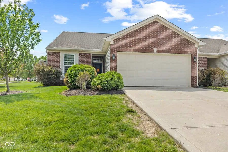 556 Dylan DR, Avon, IN 46123