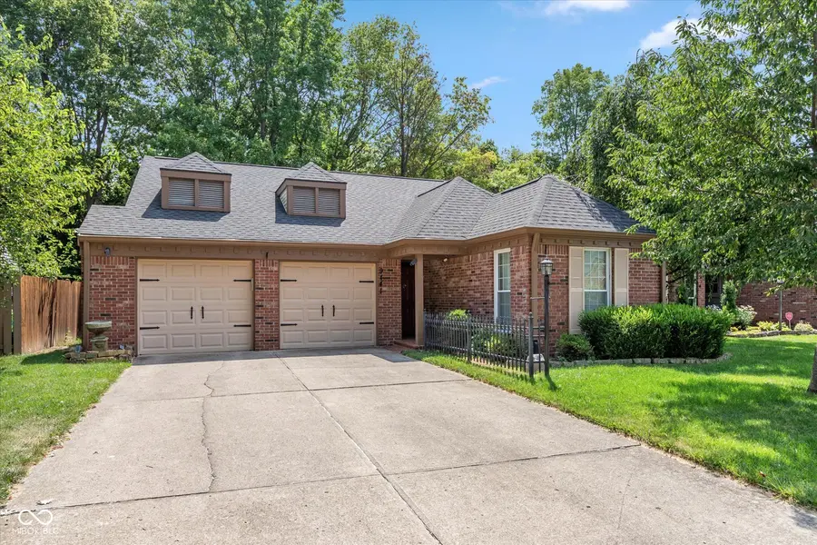 9441 Colony Pointe East, Indianapolis, IN 46250