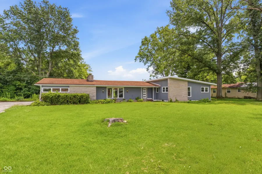 1208 Elizabeth LN, Terre Haute, IN 47802