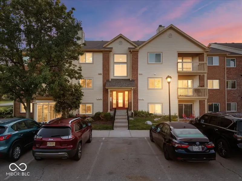 12519 Timber Creek DR #UNIT 11, Carmel, IN 46032