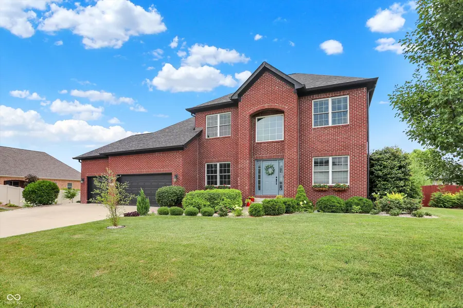 2843 S Colton RD, New Palestine, IN 46163