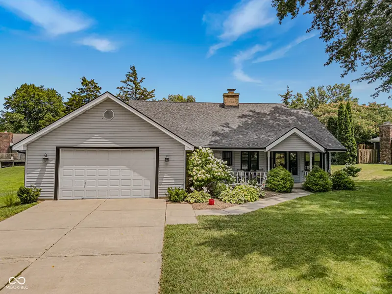 565 Luse DR, Columbus, IN 47201