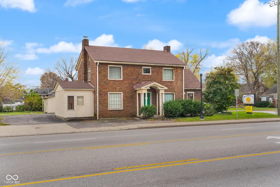 1302 E 10th ST, Jeffersonville, IN 47130