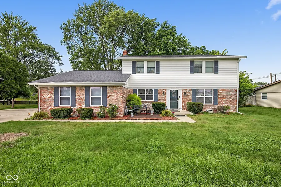 760 E City Center DR, Carmel, IN 46032