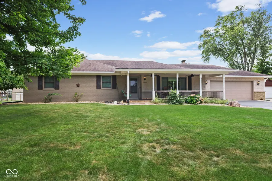 885 Broadway North DR, Plainfield, IN 46168