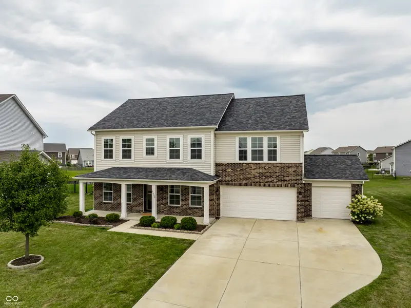5530 W Woodstock TRL, Mccordsville, IN 46055