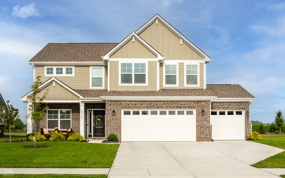 20186 Hudson Bay LN, Westfield, IN 46074