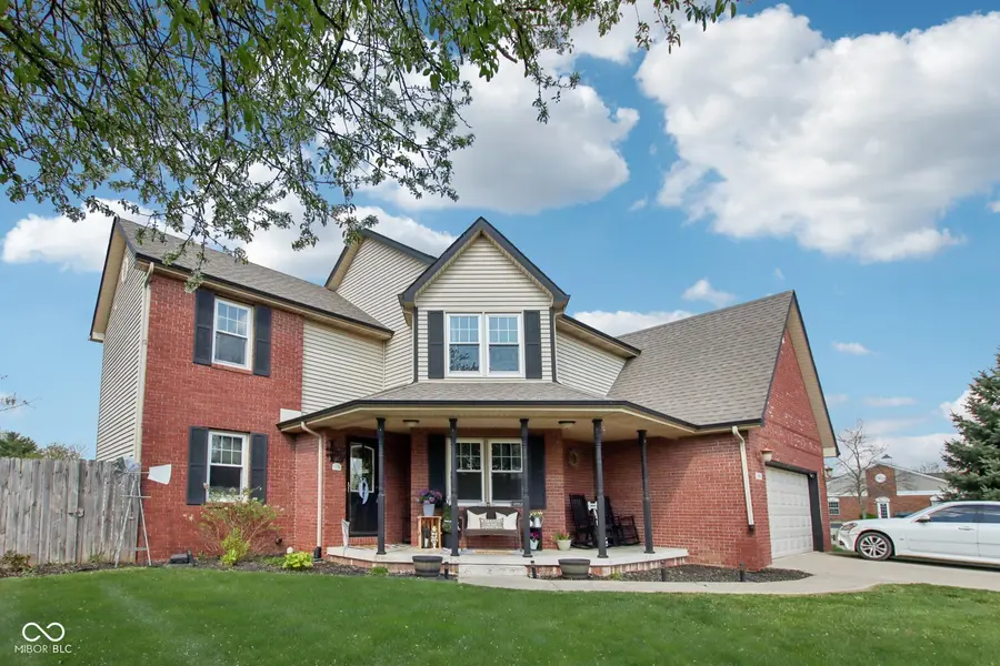 1694 Williamsburg LN, Franklin, IN 46131