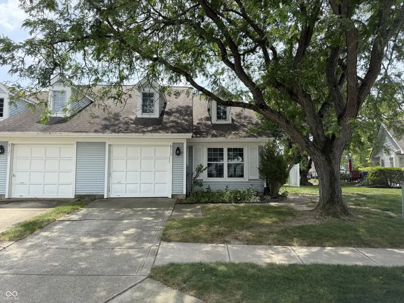 8117 Crook DR N, Indianapolis, IN 46256