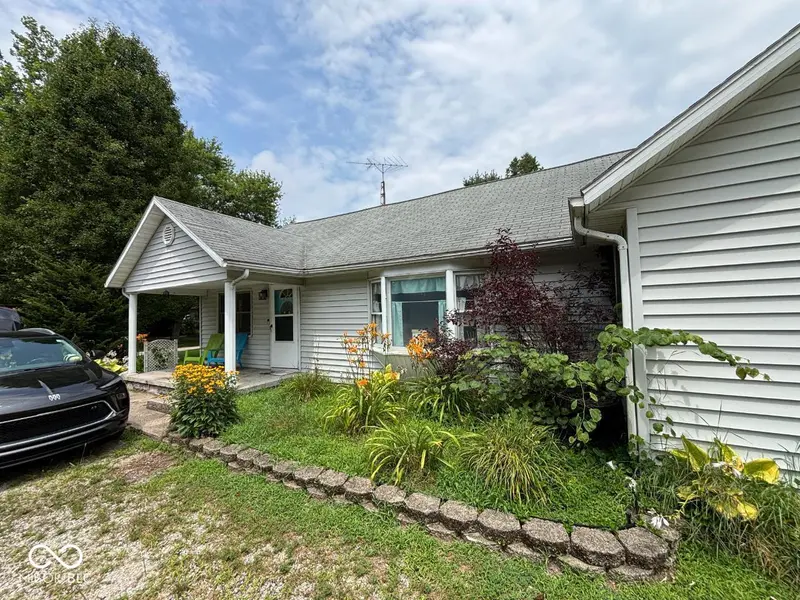 1112 S Winmere AVE, Selma, IN 47383