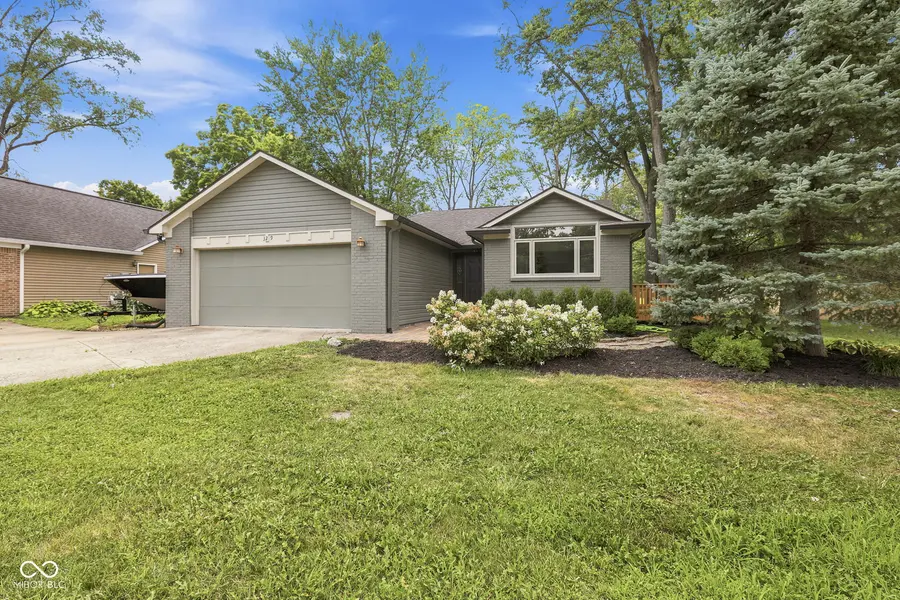 329 N East ST, Westfield, IN 46074
