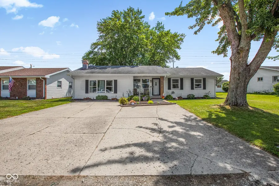 2616 Maple DR, New Castle, IN 47362