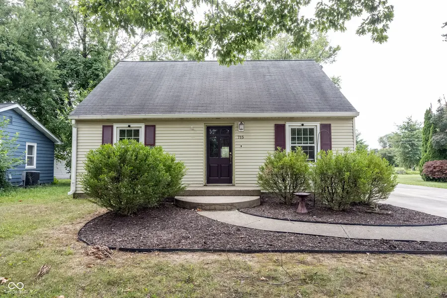 715 Homewood DR, Carmel, IN 46280